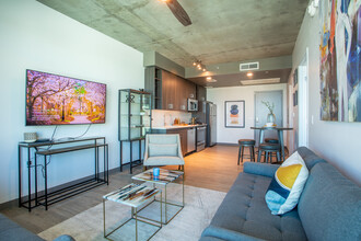 The Gallery on Fifth in Tucson, AZ - Foto de edificio - Interior Photo