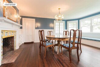 368 Bluff Rd in Amagansett, NY - Building Photo - Building Photo
