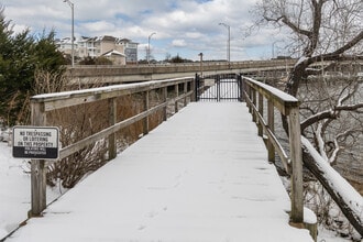 Tanner's Landing in Norfolk, VA - Foto de edificio - Building Photo