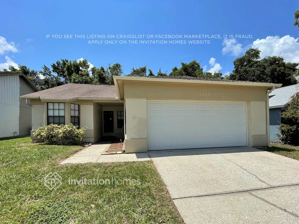 10922 Freemont Dr in New Port Richey, FL - Building Photo