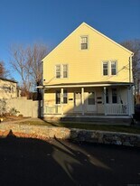 35 Washington St in Naugatuck, CT - Building Photo