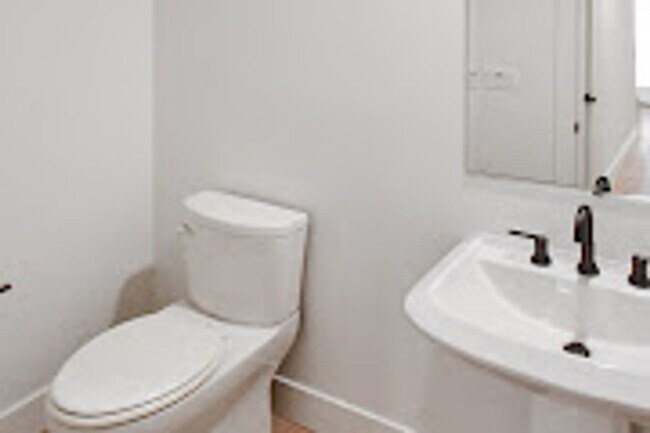 212 Avant Pl in Walnut Creek, CA - Building Photo - Building Photo