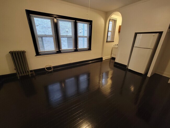 834 W Fullerton Ave in Chicago, IL - Building Photo - Building Photo