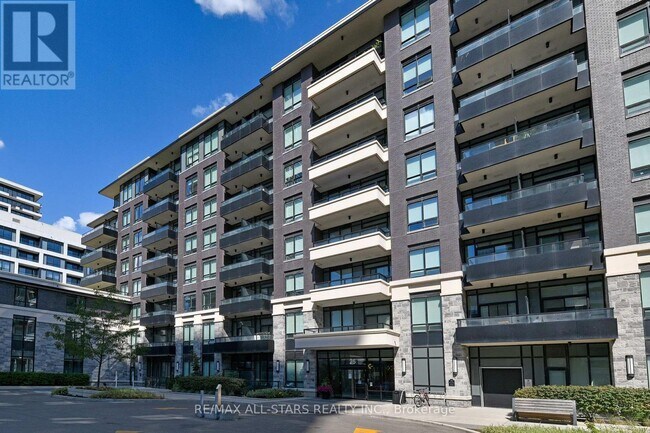 25-RG25 Water Walk Dr in Markham, ON - Building Photo - Building Photo