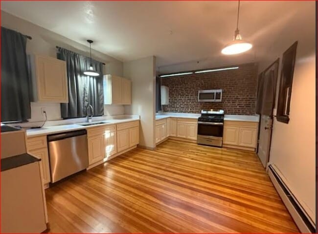property at 21 Melville Ave