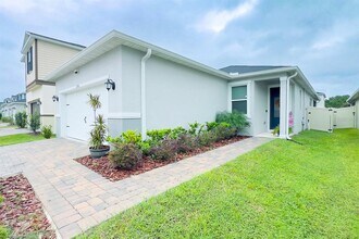 2755 Mdw Strm Wy in Clermont, FL - Building Photo - Building Photo
