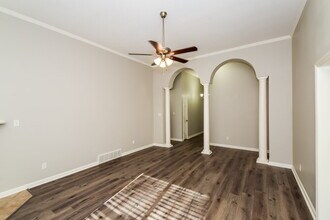 1303 Chatman Way in Cordova, TN - Building Photo - Building Photo