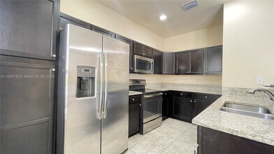 17090 SW 95th Terrace in Miami, FL - Building Photo - Building Photo