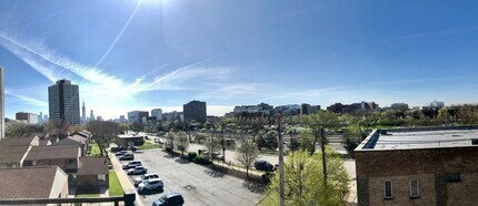 2113 W Gladys Ave, Unit 4S in Chicago, IL - Building Photo - Building Photo