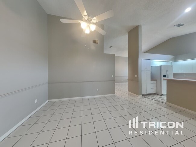 1903 Saddle Lake Pl in Brandon, FL - Building Photo - Building Photo