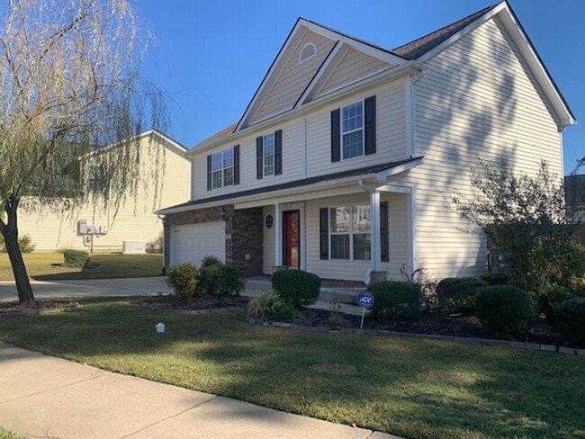 1205 Dexter Ridge Dr in Holly Springs, NC - Foto de edificio - Building Photo