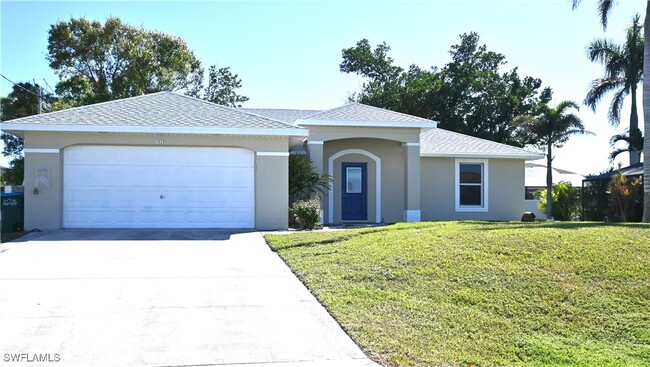 3825 SW 14th Pl in Cape Coral, FL - Building Photo - Building Photo