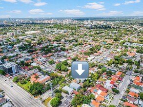 2737 SW 2nd St in Miami, FL - Building Photo - Building Photo