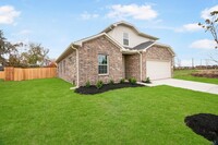 426 Magnolia Ln in Richwood, TX - Foto de edificio - Building Photo