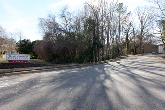 Tivoli Gardens Apartments in Raleigh, NC - Building Photo - Building Photo