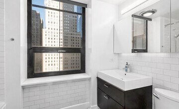 50 Pine St, Unit 11N in New York, NY - Foto de edificio - Building Photo