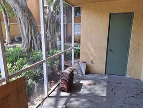 4045 W McNab Rd in Pompano Beach, FL - Building Photo - Building Photo