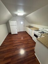 331 Bracken Ave in Pittsburgh, PA - Building Photo