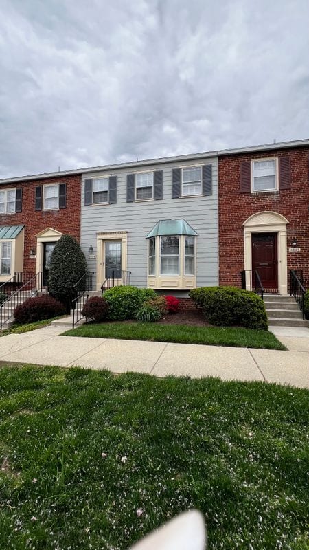 property at 4840 Chevy Chase Dr