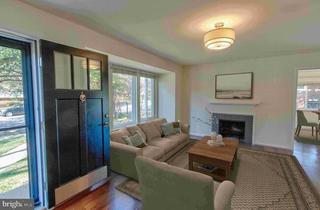 property at 495 N Pickett St