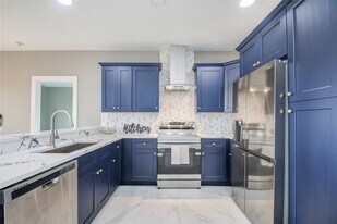 1764 Rd 5722 in Cleveland, TX - Building Photo