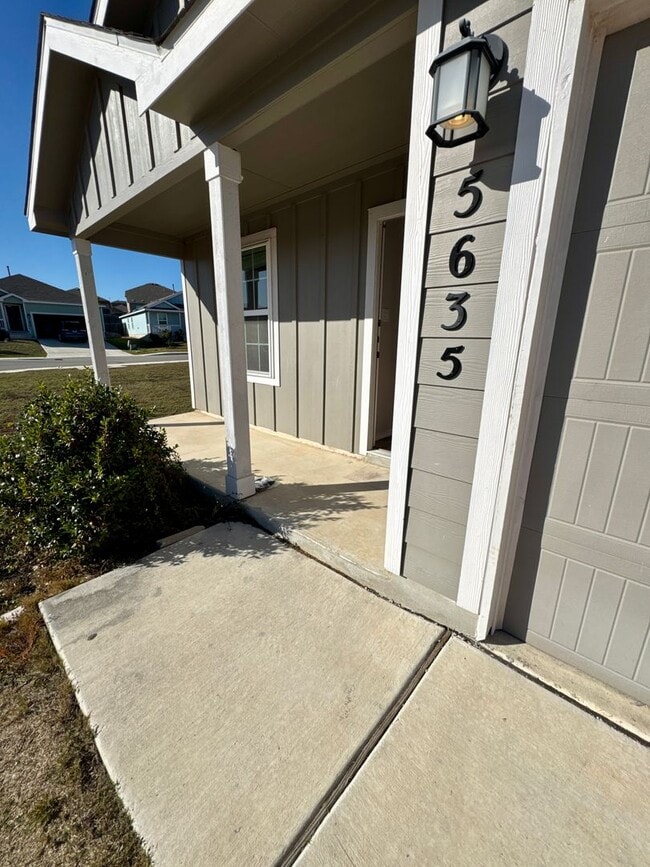 5635 Jasmine Spur in Bulverde, TX - Building Photo - Building Photo