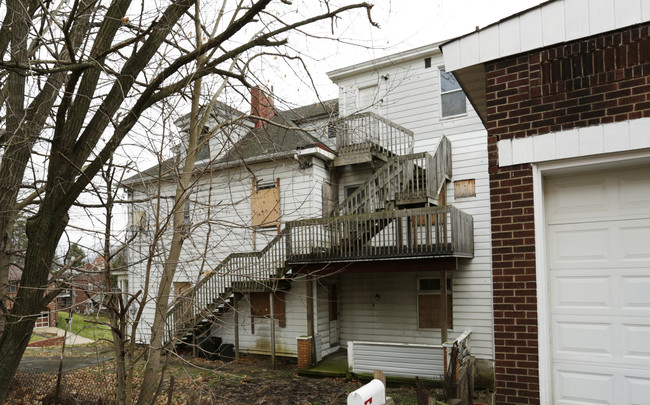 1904 Crosby Ave in Beechview, PA - Building Photo - Building Photo