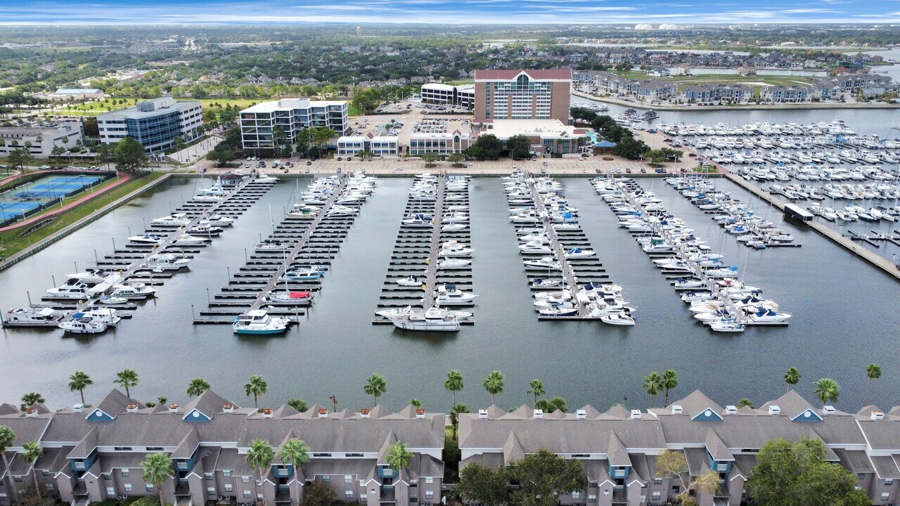 1201 Enterprise in League City, TX - Foto de edificio