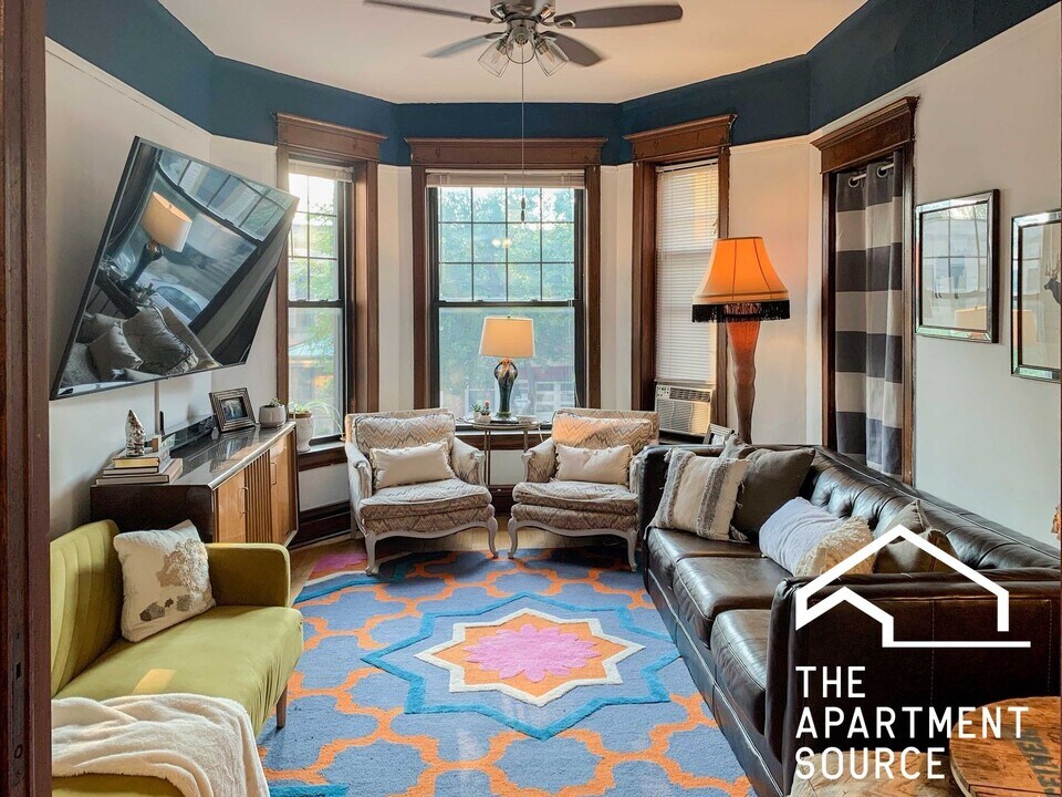 3637 N Paulina St in Chicago, IL - Building Photo