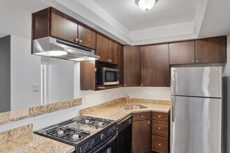 7724 N Ashland Ave in Chicago, IL - Building Photo - Building Photo