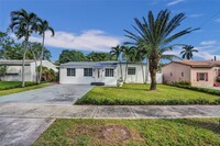 1623 Plunkett St in Hollywood, FL - Foto de edificio - Building Photo