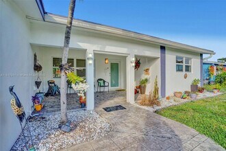 4519 W Park Rd in Hollywood, FL - Building Photo - Building Photo