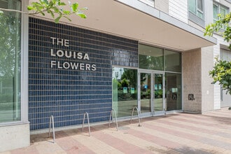 Louisa Flowers apartments in Portland, OR - Building Photo - Building Photo