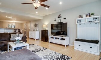 1295 N Van Dorn St in Alexandria, VA - Building Photo