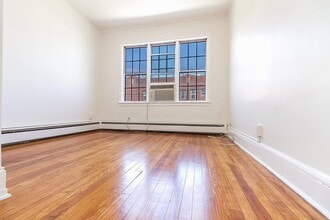 154 W 29th St in Bayonne, NJ - Building Photo - Building Photo