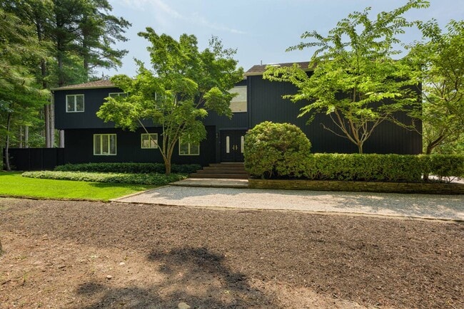 property at 21 Crooked Hwy