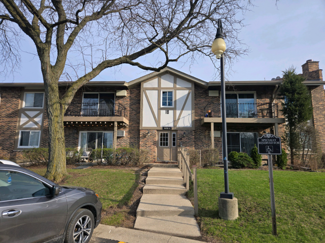 property at 9S200 S Frontage Rd