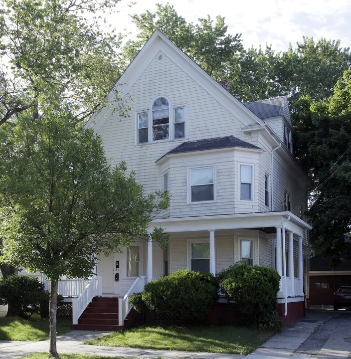 202 Ontario St in Providence, RI - Building Photo