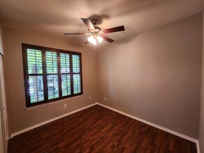 9509 Cedarhurst Ln, Unit B in Highlands Ranch, CO - Foto de edificio - Building Photo