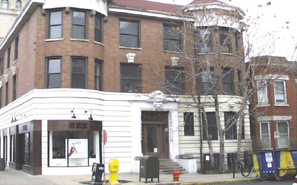 2531 N Clark St in Chicago, IL - Building Photo - Building Photo