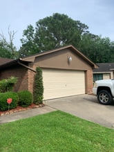 7110 Bannock St in Baytown, TX - Building Photo - Building Photo