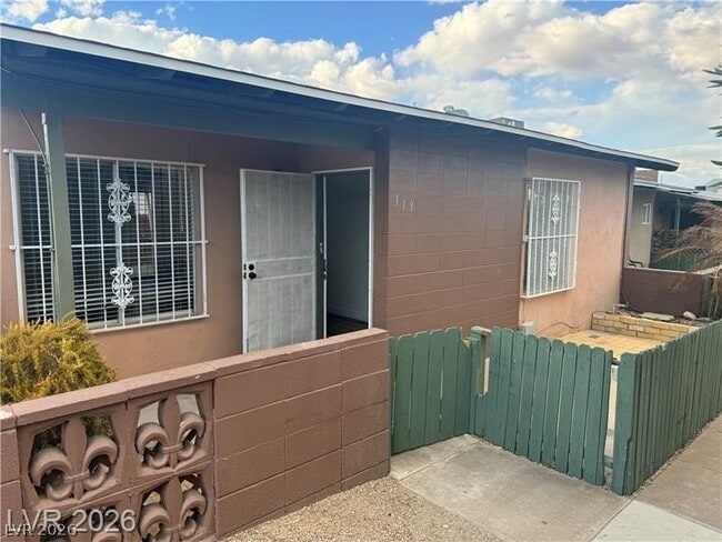 119 E Van Wagenen St in Henderson, NV - Building Photo - Building Photo