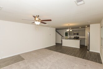 2045 Barnhart Dr in Sumter, SC - Building Photo - Building Photo