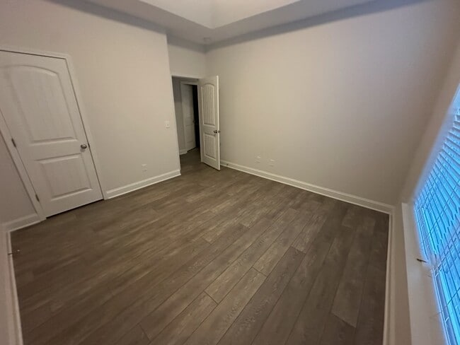 1 Bishop Lake Way in Taylors, SC - Building Photo - Building Photo