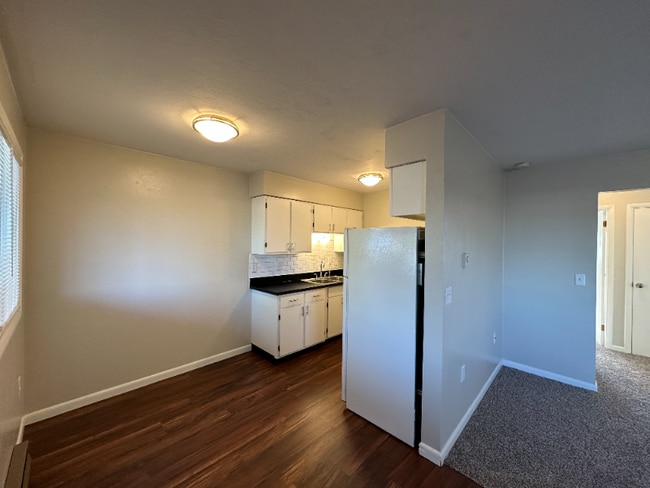 6995 W 200 N in Shipshewana, IN - Foto de edificio - Building Photo