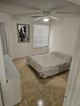 2900 S University Dr in Davie, FL - Building Photo - Building Photo