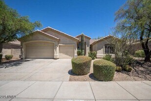 7338 E Wingspan Way in Scottsdale, AZ - Building Photo