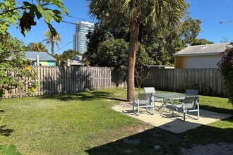 419 43rd St in West Palm Beach, FL - Building Photo - Building Photo