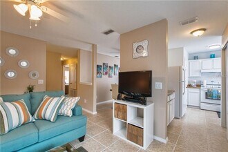 4160 Pershing Pointe Pl in Orlando, FL - Building Photo - Building Photo