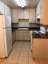 WIllo Heights Apartments in Escalon, CA - Foto de edificio - Interior Photo